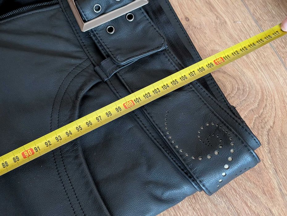 Pantaloni din piele pt motocicleta etc, marca HELD, 300 Lei stare buna