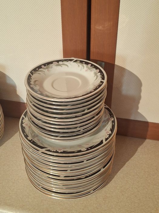 Продам тарелки по 500