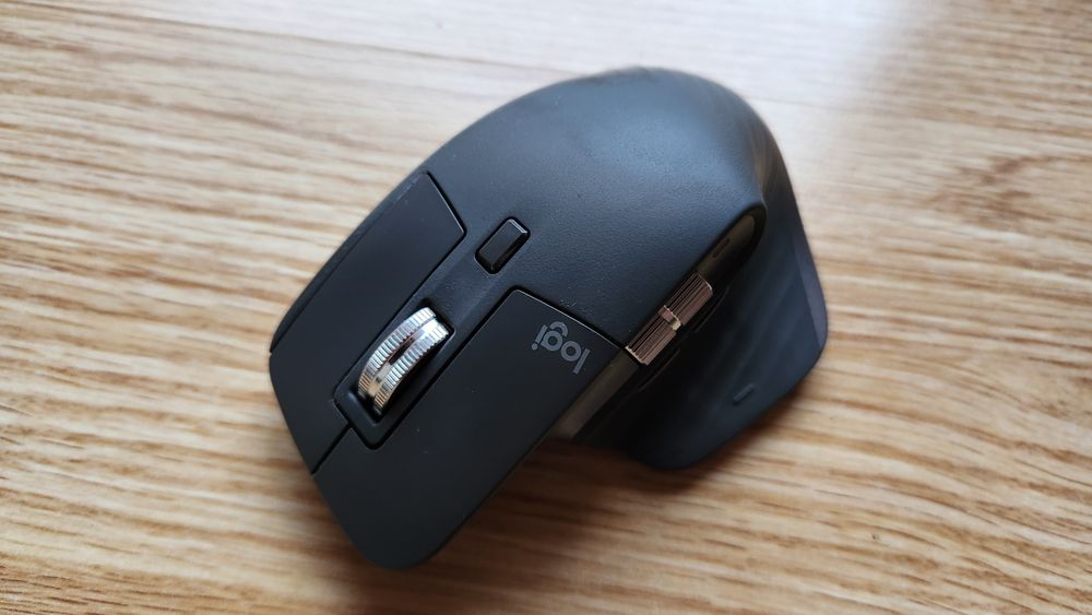 Mouse Logitech MX Master 3S Wireless cu Dongle si Bluetooth