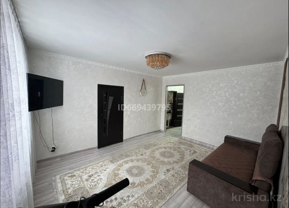 Продам ковер хорошего качества