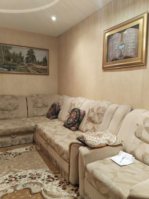 Продам квартиру 4 ком.