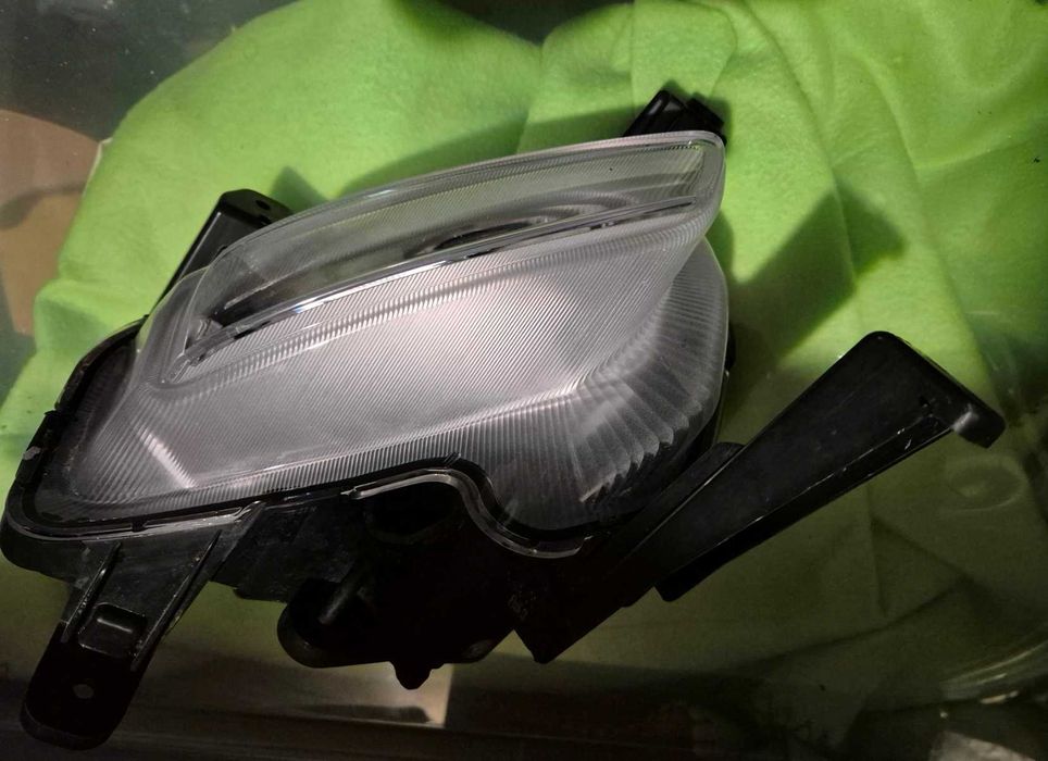 Халоген KIA Ceed 2018-2021 Ляв/Десен 92201J7000/92202J7000