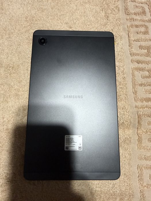 Продам планшет срочно , почти новый