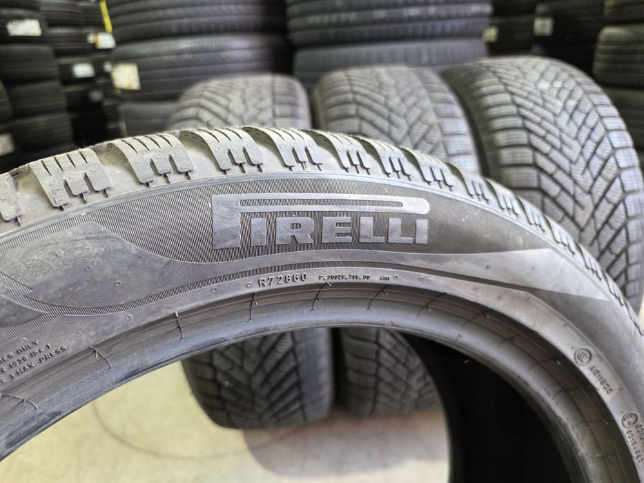 235/50/19 PIRELLI 4бр