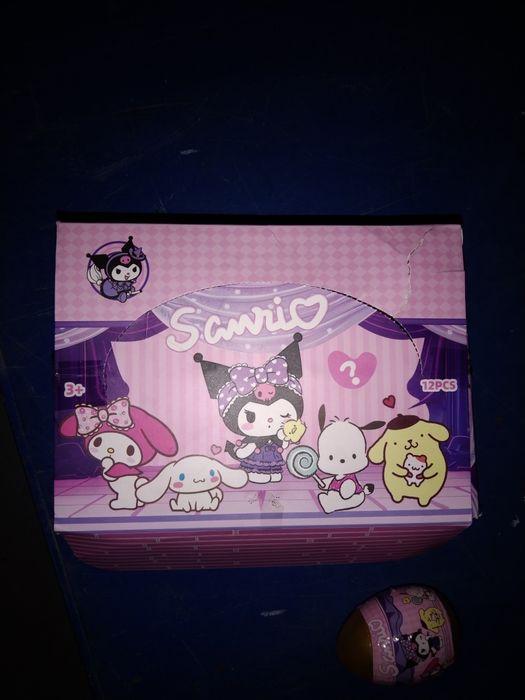 Продам Срочно игрушки с сюрпризом