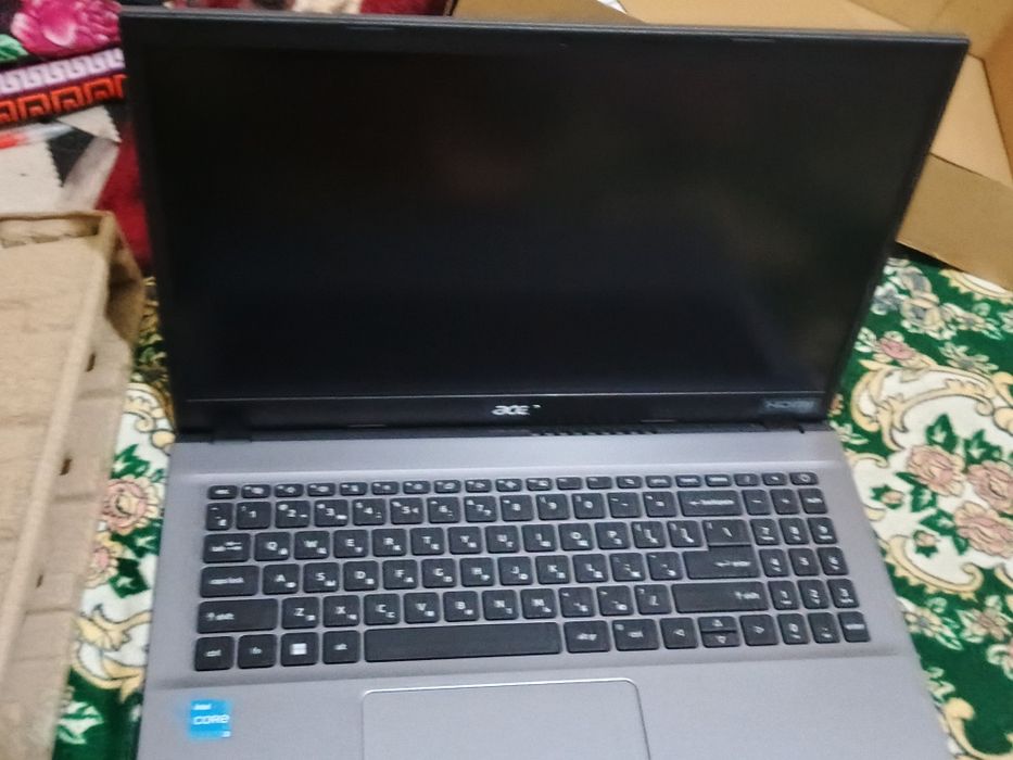 Acer noutbuki yangi karopka dokument