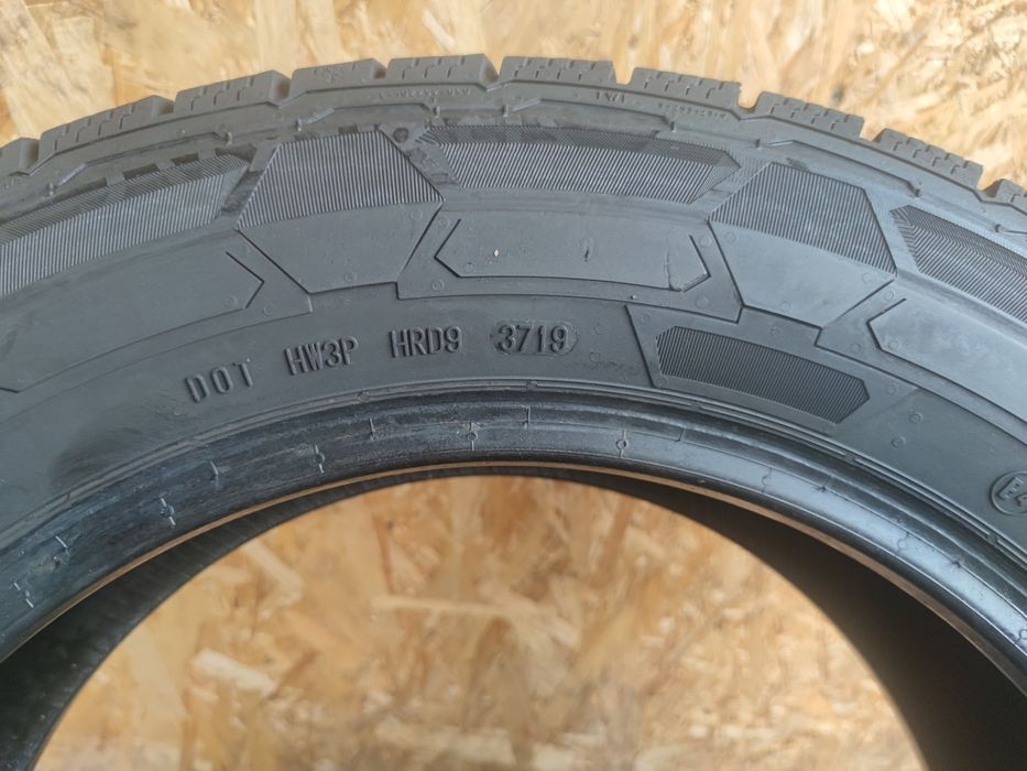 Anvelope Continental 215/60/17 C