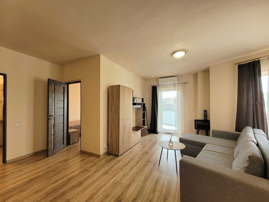 Apartament cu două camere, Bună Ziua