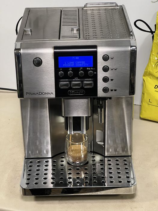 Кафемашина кафе автомат delonghı Primadonna