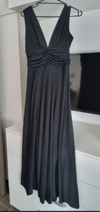 Rochie pt femei elastica.