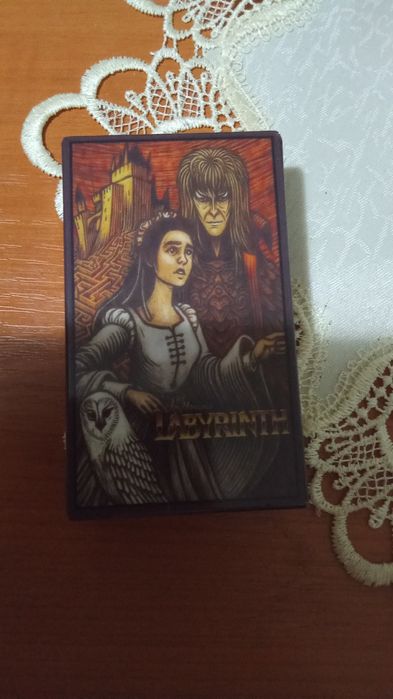 De vânzare cărți de tarot