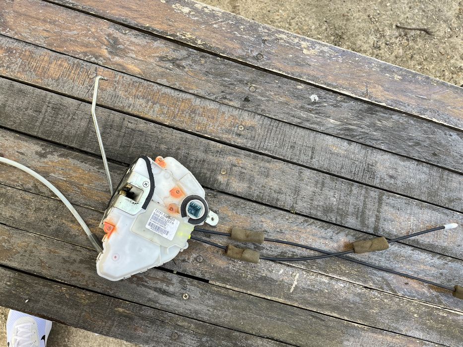 Машинка за брава Honda Civic 8/работеща