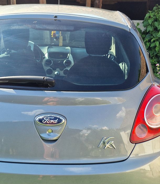 Vind Ford Ka. An 2012 Benzină  1242.