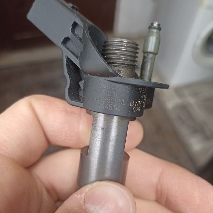 Форсунка от Мерседеса 642 мотор