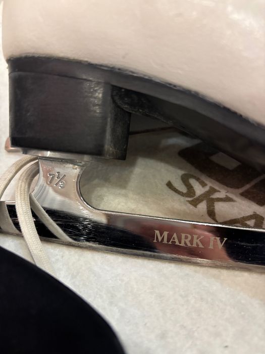 Кънки за лед, risport