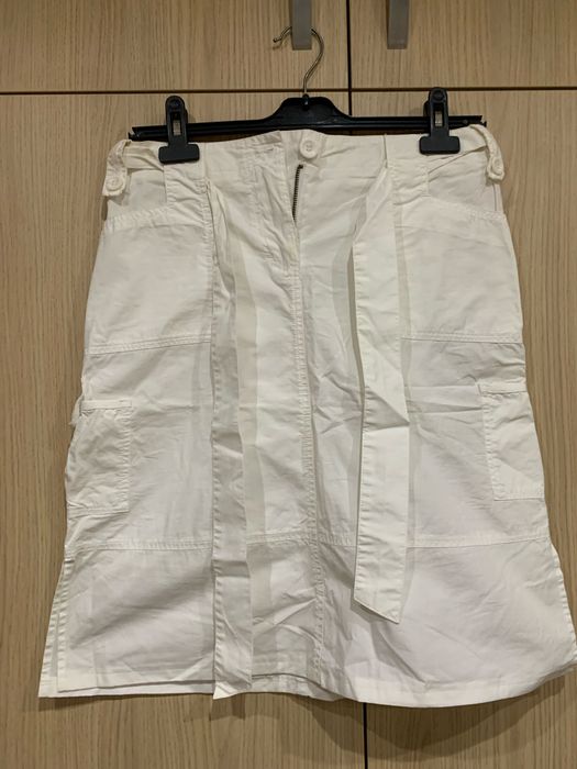 Лятна бяла пола Бенетон, размер 40, памук