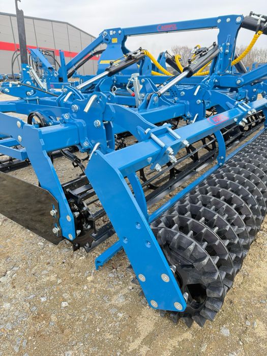 Combinator compactor cultivator tractat Agripol 5 m