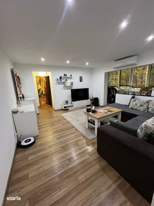 Apartament 3 camere - mobilat si utilat - etaj 2 - zona Lipovei