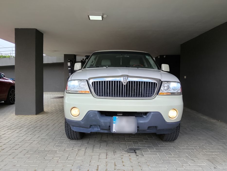 Vând Lincoln Aviator