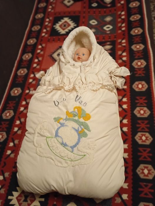Детская одежда для новорожденных . Зимний конверт,На меху.Очень теплый