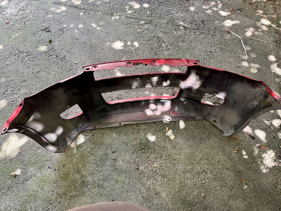Подарявам предна броня Fiat grande punto 2005-2012