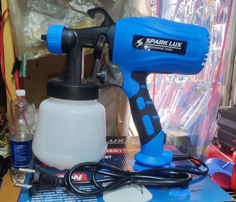 Краскопульт электрический  220V.