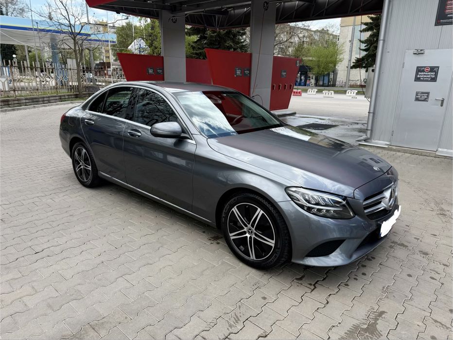 Mercedes-Benz C180