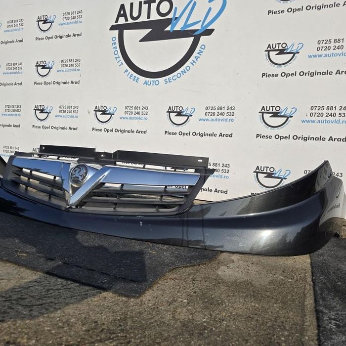 Bara fata superioara cu grila radiator Renault Trafic 2 facelift