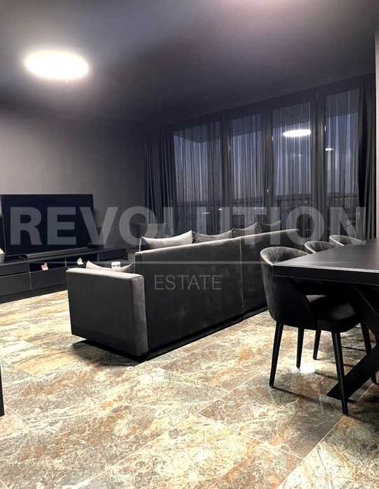 Дизайнерски тристаен апартамент в кв. Галата/ В затворен комплекс!