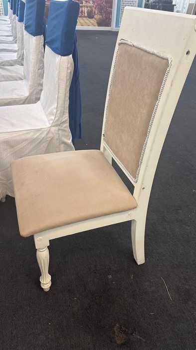 Продам стулья в большом количестве.