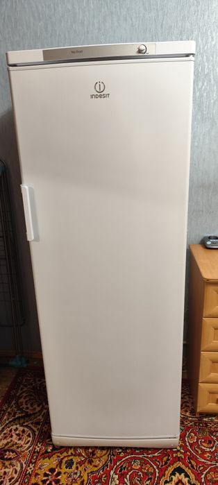 Морозильная камера Indezit