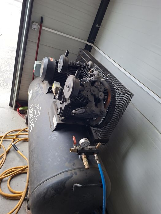 Se vinde Vulcanizare Completă