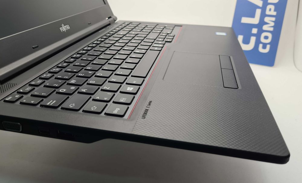 Fujitsu Lifebook E458  i5 7200U/8GB/256SSD/FHD