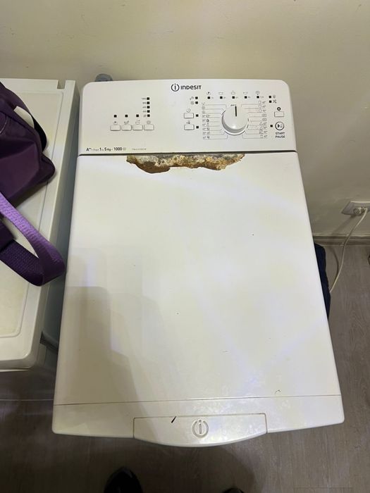 Стиральна машинка в хорошем состоянии