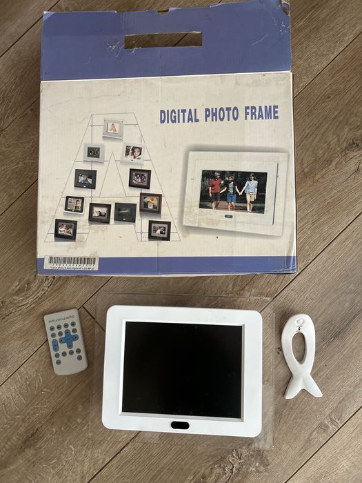 Rama foto digitala model vechi