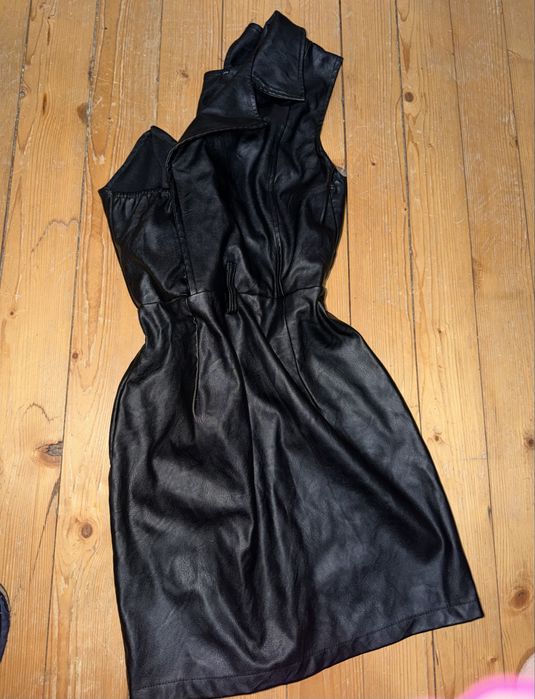 Две стилни  дамски кожени рокли