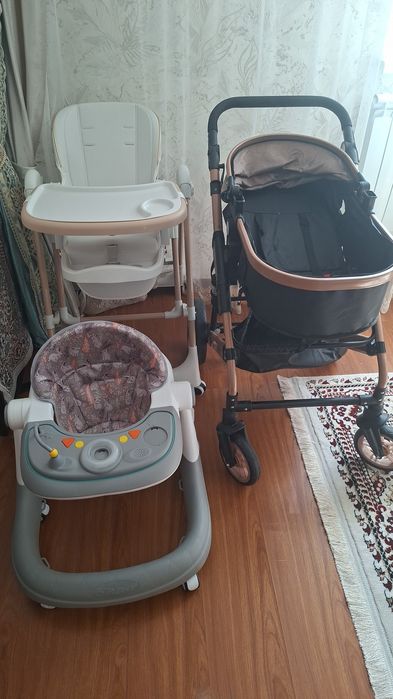 Коляска универсальная