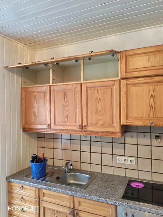 Bucătarie Utilată din Lemn Masiv - Mobila Germania