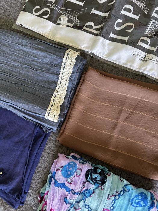 Тънки шалове нови и много запазени