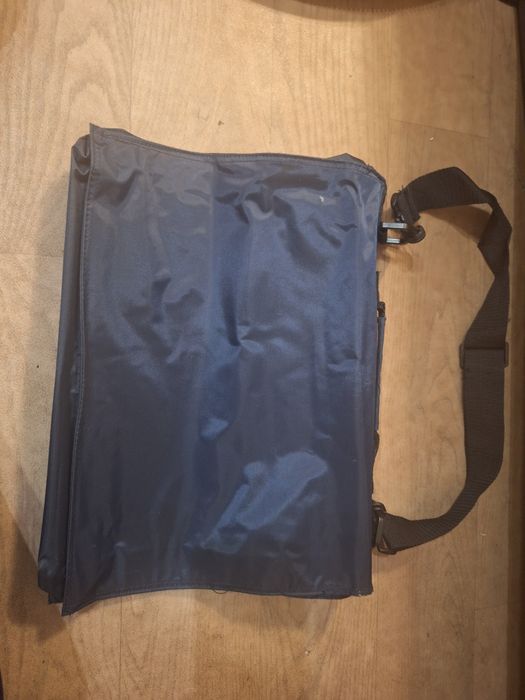 Черни чанти за лаптоп