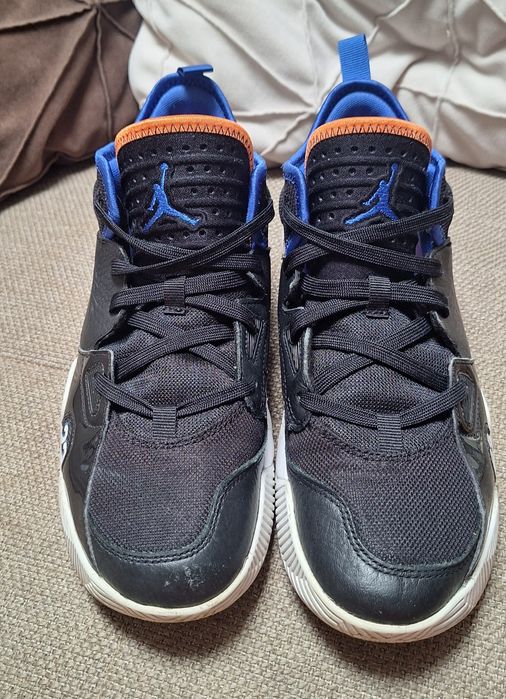 Jordan Stay loyal, mărimea 41