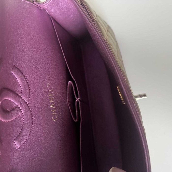 Geantă Chanel din Piele Mov, Poseta Chanel din Piele Granulată