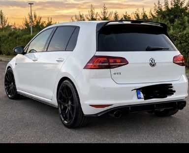 Volkswagen Golf GTI 7performance total echipat 7R