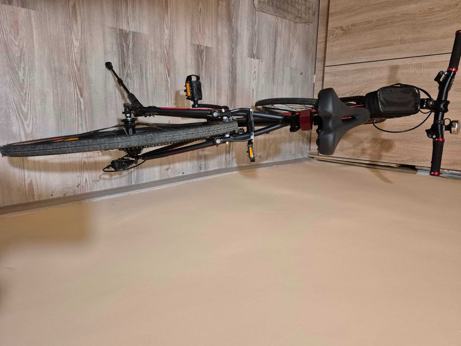 Велосипед  AXIS  700 VR