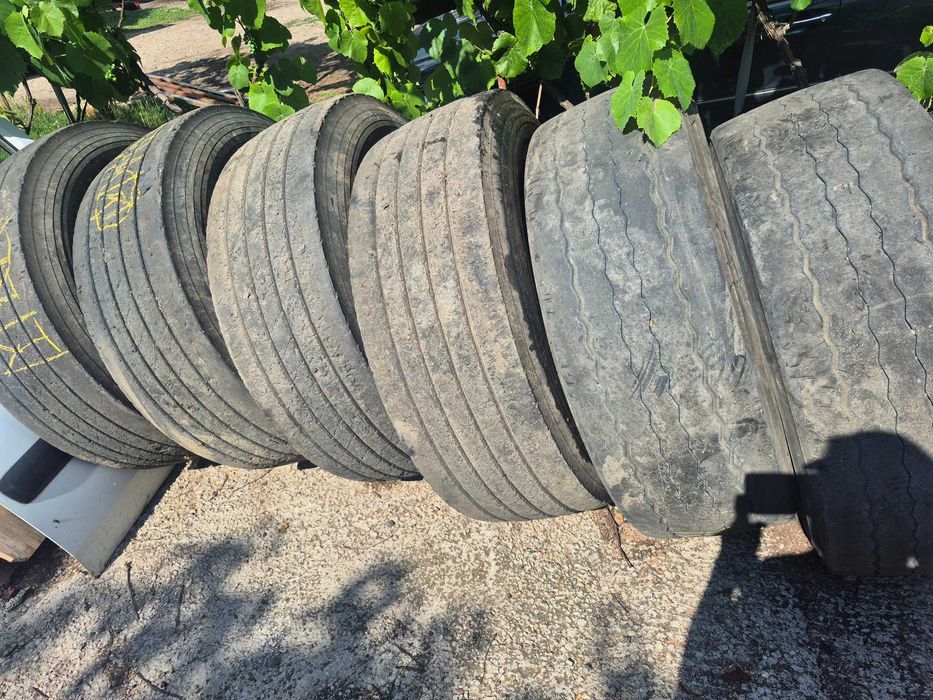 Vand anvelope 385/65/22,5 si set 4 buc 225/65/16 C