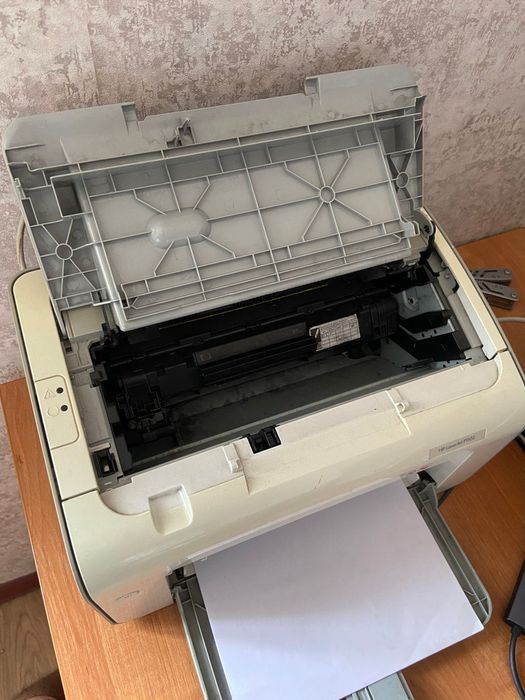 Принтер HP p1102 PRO офисный