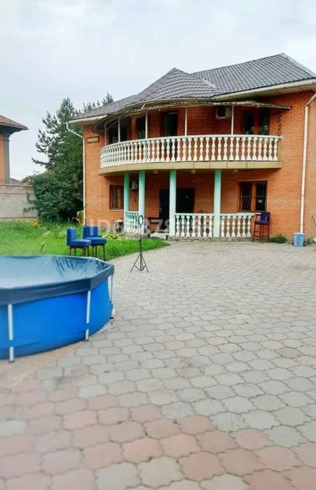 «Комнаты в элитном районе Алматы + зал для тренингов»