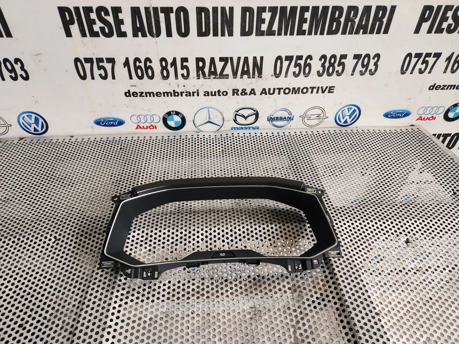 Ornament Rama Ceasuri Bord Vw T-Roc Dezmembrez Vw T-Roc - Dezmembrari Arad