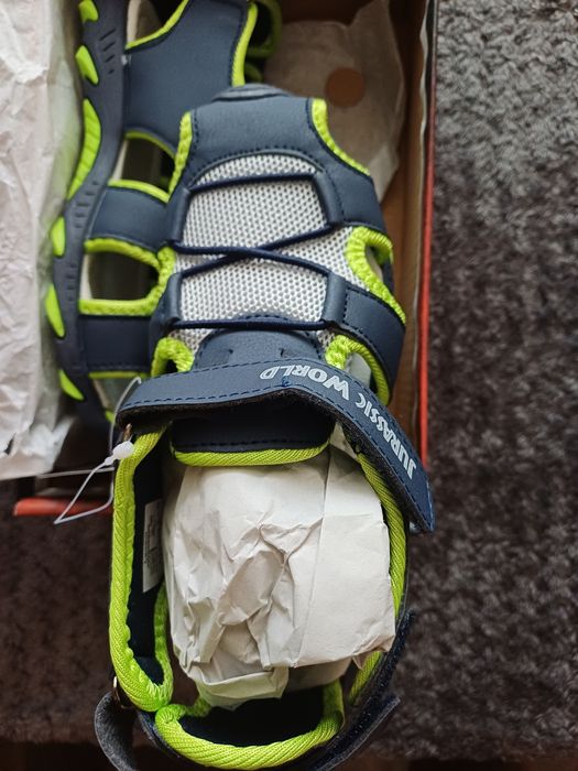 Сандали и обувки за момче