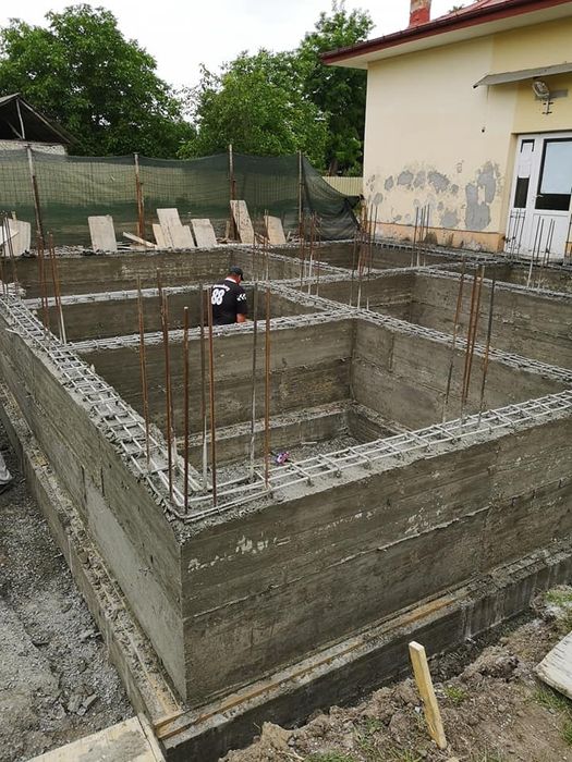 Echipa constructii interioare exterioare